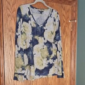 Women's Simply Vera Verawang Lightweight V Neck Pull Over Long Sleeve Sweater